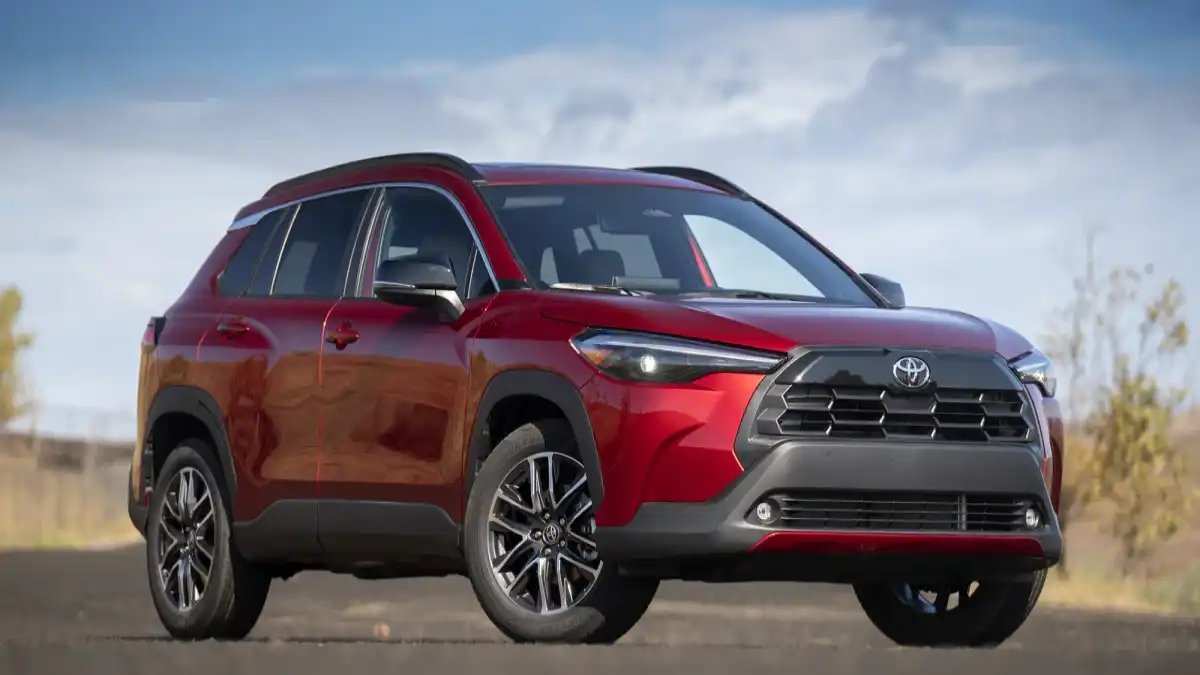 toyota corolla cross 2026, corolla cross 7 seater, toyota corolla cross hybrid, toyota suv 2026, premium interior suv, family suv, compact suv, hybrid suv, corolla cross features, toyota corolla cross usa, new suv launch 2026, fuel efficient suv